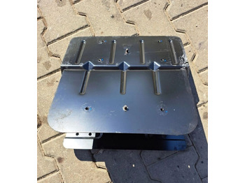 Καμπίνα και εσωτερικό για Φορτηγό MOCOWANIE PRAWE BŁOTNIKA PODKABINOWEGO NADKOLA FORD F-MAX EURO 6 Ford F-MAX JC46 Ford F-MAX truck: φωτογραφία 3 Καμπίνα και εσωτερικό για Φορτηγό MOCOWANIE PRAWE BŁOTNIKA PODKABINOWEGO NADKOLA FORD F-MAX EURO 6 Ford F-MAX JC46 Ford F-MAX truck: φωτογραφία 3