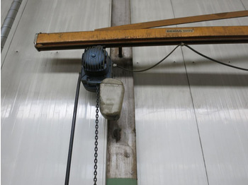 Γερανός DEMAG