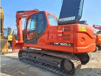 Ερπυστριοφόρος εκσκαφέας DOOSAN DX150