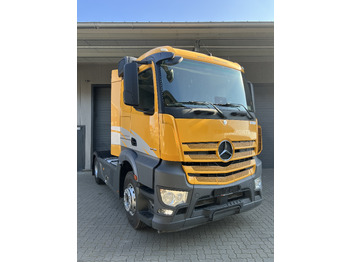 Τράκτορας MERCEDES-BENZ Actros 1845