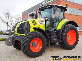 Τρακτέρ CLAAS Axion 810