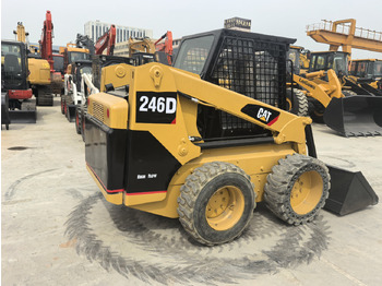 Φορτωτής πλάγιας ολίσθησης CATERPILLAR