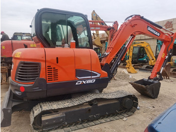 Μίνι εκσκαφέας DOOSAN DX60