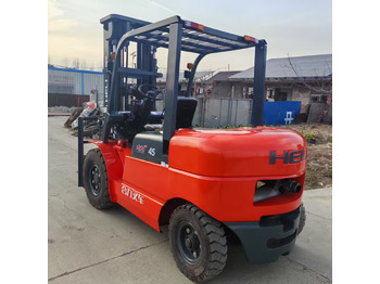 Πετρελαιοκίνητο περονοφόρο HELI FD45: φωτογραφία 3 Πετρελαιοκίνητο περονοφόρο HELI FD45: φωτογραφία 3