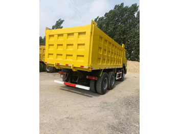 Φορτηγό ανατρεπόμενο SINOTRUK HOWO: φωτογραφία 3