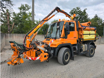 Εκχιονιστικό μηχάνημα UNIMOG U400