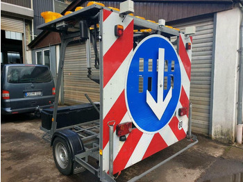 Τρέιλερ Vermietung Absperrtafel VZ 616 615 Nissen Verkehrsleittafel: φωτογραφία 2