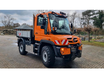 Εκχιονιστικό μηχάνημα UNIMOG