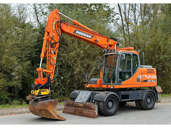 Τροχοφόρος εκσκαφέας DOOSAN DX160W
