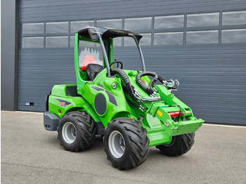 Ερπυστριοφόρος μικρός φορτωτής AVANT