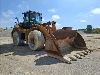 Ελαστιχοφόρος φορτωτής CATERPILLAR 972K