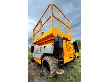 Ψαλιδωτό ανυψωτικό HAULOTTE Compact 12 DX: φωτογραφία 3 Ψαλιδωτό ανυψωτικό HAULOTTE Compact 12 DX: φωτογραφία 3