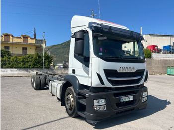 Φορτηγό σασί IVECO Stralis