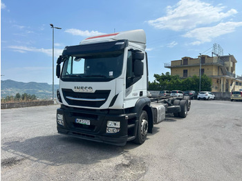 Φορτηγό σασί IVECO Stralis