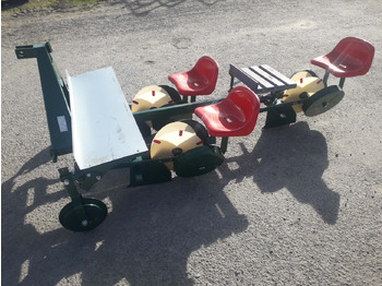 Καινούριο Πατατοφυτευτής GARMACH Transplanteur à Mini-Mottes 3 rangs: φωτογραφία 2