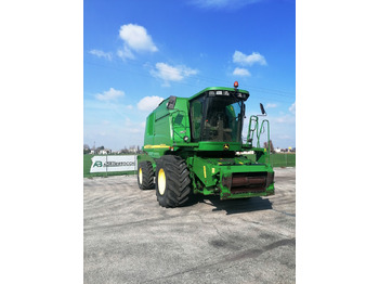 Θεριζοαλωνιστική μηχανή JOHN DEERE