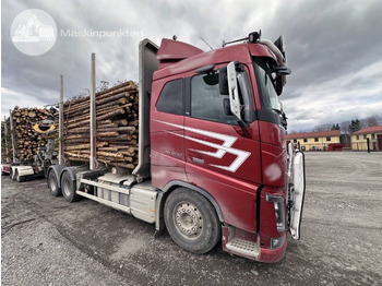 Φορτηγό ξυλείας VOLVO FH16 650