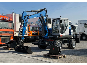 Τροχοφόρος εκσκαφέας WACKER