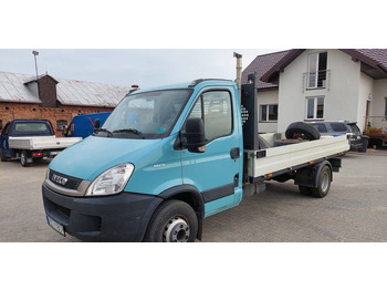 Μικρό φορτηγό με καρότσα IVECO Daily