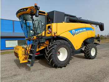 Θεριζοαλωνιστική μηχανή NEW HOLLAND CX series
