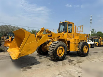 Ελαστιχοφόρος φορτωτής CATERPILLAR 966E