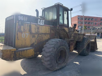 Ελαστιχοφόρος φορτωτής CATERPILLAR 966F