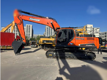 Ερπυστριοφόρος εκσκαφέας DOOSAN DX260