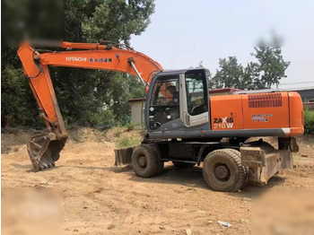 Τροχοφόρος εκσκαφέας HITACHI ZX210W