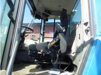 Ελαστιχοφόρος φορτωτής VOLVO L220G