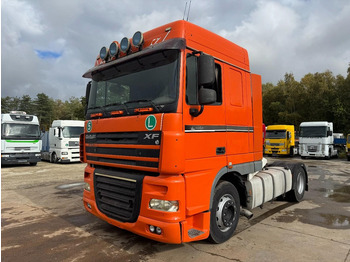 Τράκτορας DAF XF 105 460