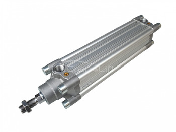 Καμπίνα και εσωτερικό