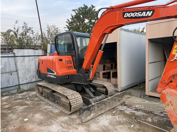 Μίνι εκσκαφέας DOOSAN Used large Doosan DX60 excavators, original DX60 used excavators, 6-ton DX60 hydraulic excavators, best-selling at low prices.: φωτογραφία 2