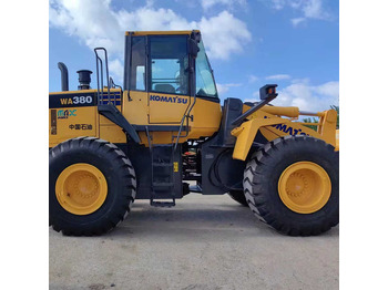 Ελαστιχοφόρος φορτωτής KOMATSU WA380-3