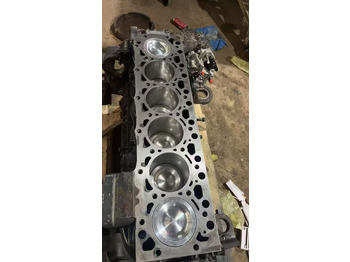 Μπλοκ κυλίνδρων KOMATSU