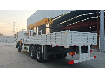 Φορτηγό με γερανό