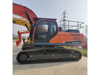 Εκσκαφέας DOOSAN DX300LC