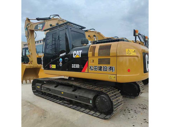Ερπυστριοφόρος εκσκαφέας CATERPILLAR 323