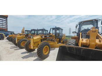 Γκρέιντερ CATERPILLAR 140M