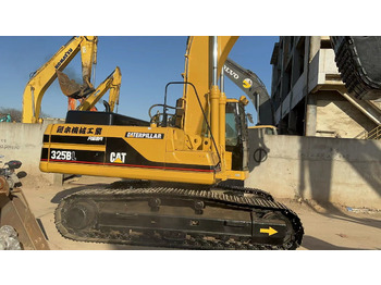 Ερπυστριοφόρος εκσκαφέας CATERPILLAR 325B