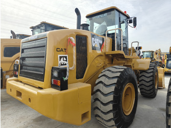 Ελαστιχοφόρος φορτωτής CATERPILLAR 966H