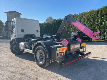 Φορτηγό φόρτωσης γάντζου IVECO EUROCARGO 180E25 CON SCARRABILE NUOVO: φωτογραφία 4 Φορτηγό φόρτωσης γάντζου IVECO EUROCARGO 180E25 CON SCARRABILE NUOVO: φωτογραφία 4