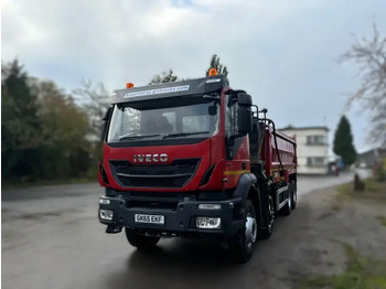 Φορτηγό ανατρεπόμενο IVECO Trakker