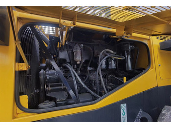 Ελαστιχοφόρος φορτωτής Komatsu WA470: φωτογραφία 2 Ελαστιχοφόρος φορτωτής Komatsu WA470: φωτογραφία 2