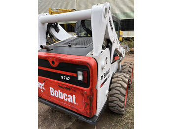 Φορτωτής πλάγιας ολίσθησης BOBCAT S770