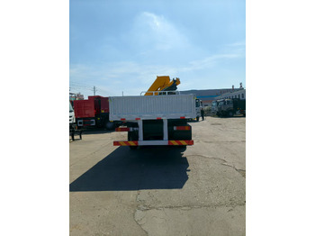 Φορτηγό με γερανό Shacman: φωτογραφία 5