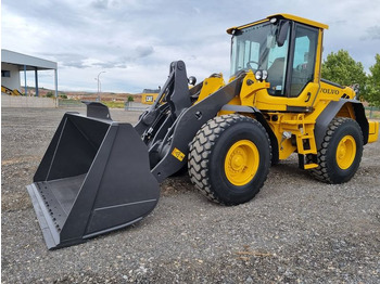 Ελαστιχοφόρος φορτωτής CATERPILLAR