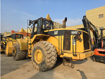 Ελαστιχοφόρος φορτωτής CATERPILLAR 980G: φωτογραφία 2