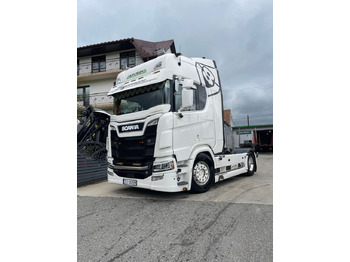 Τράκτορας SCANIA R 520