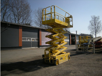 Φορτηγό με εναέρια πλατφόρμα Genie GS 3246, Scherenarbeitsbühne Genie 11,9 m: φωτογραφία 2