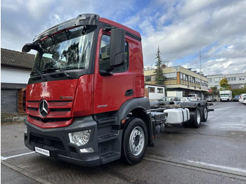 Φορτηγό σασί MERCEDES-BENZ